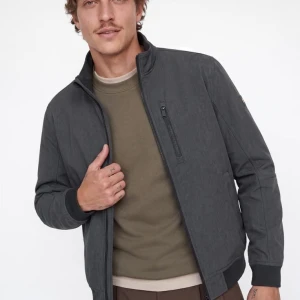 JJELIAM SOFTSHELL BOMBER NOOS