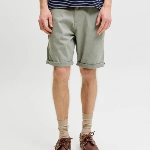 JPSTBOWIE SHORTS SOLID REG SN